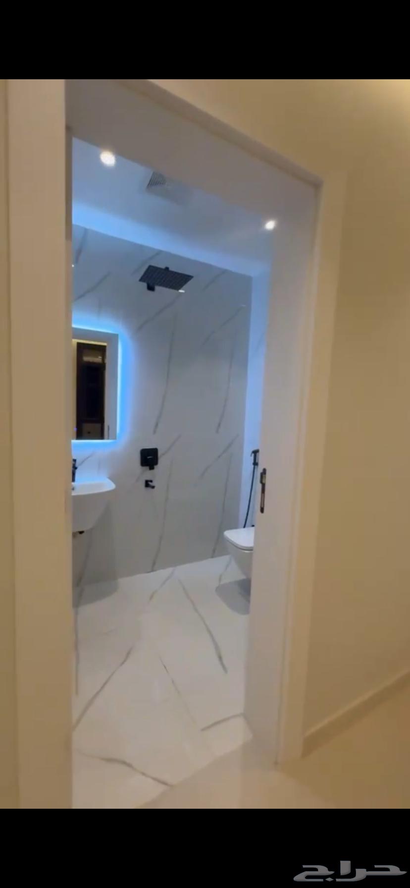 5 bedroom apartment in Al Manar 10