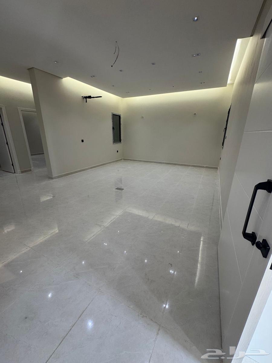 4 bedroom apartment in Jeddah 3