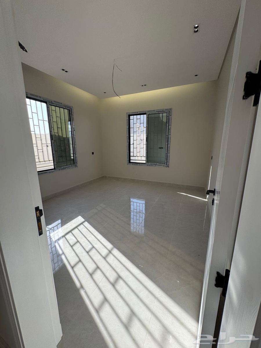 4 bedroom apartment in Jeddah 8