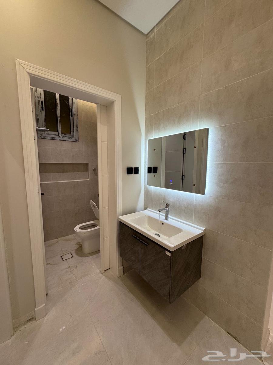 4 bedroom apartment in Jeddah 10