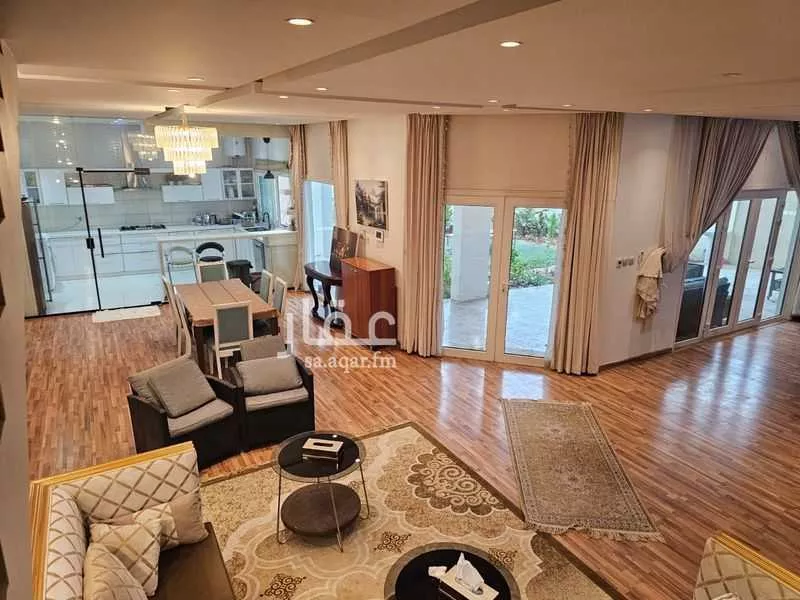 فيلا 5 غرف في عرقة 2