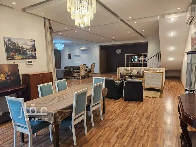 فيلا 5 غرف في عرقة 13