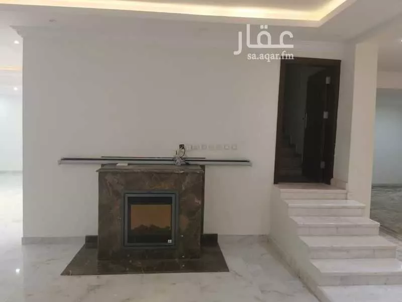 فيلا 5 غرف في عرقة 18