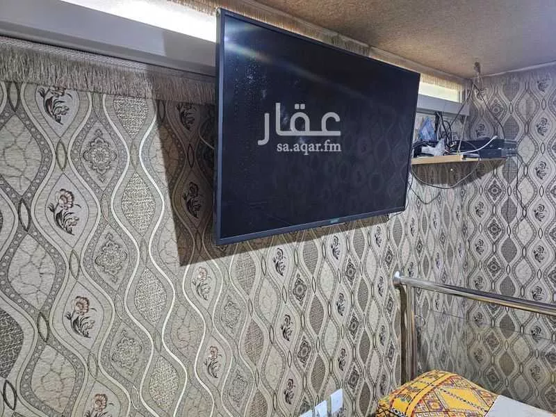 فيلا 5 غرف في عرقة 27