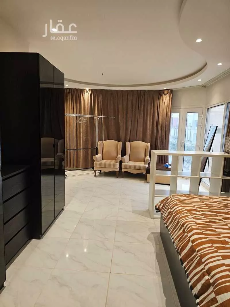 فيلا 5 غرف في عرقة 5