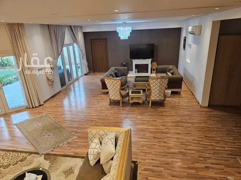 فيلا 5 غرف في عرقة 7