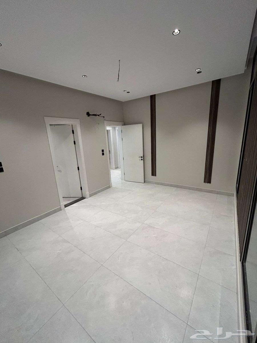 شقة 5 غرف في السلامة 18