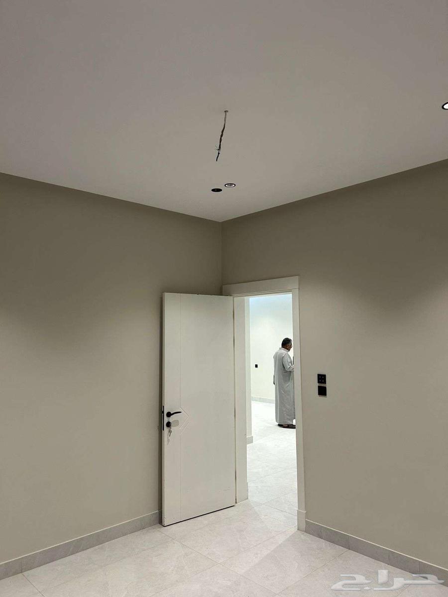 شقة 5 غرف في السلامة 10