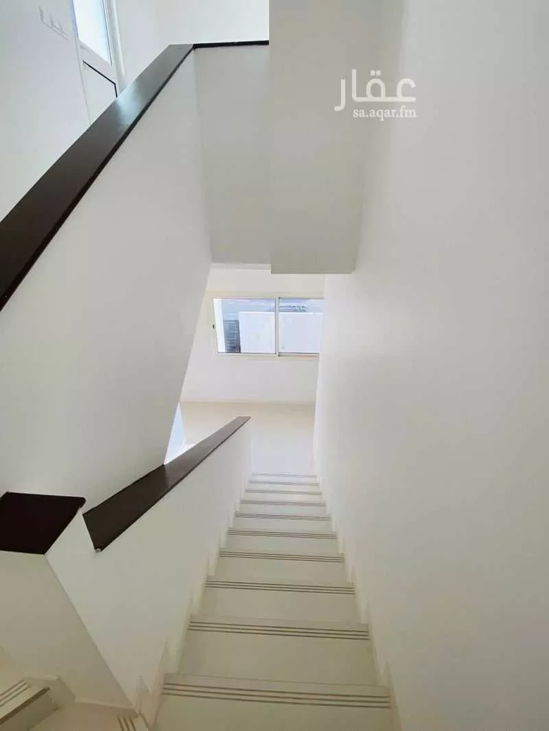 5 bedroom villa in Al Farouq, Riyadh 12
