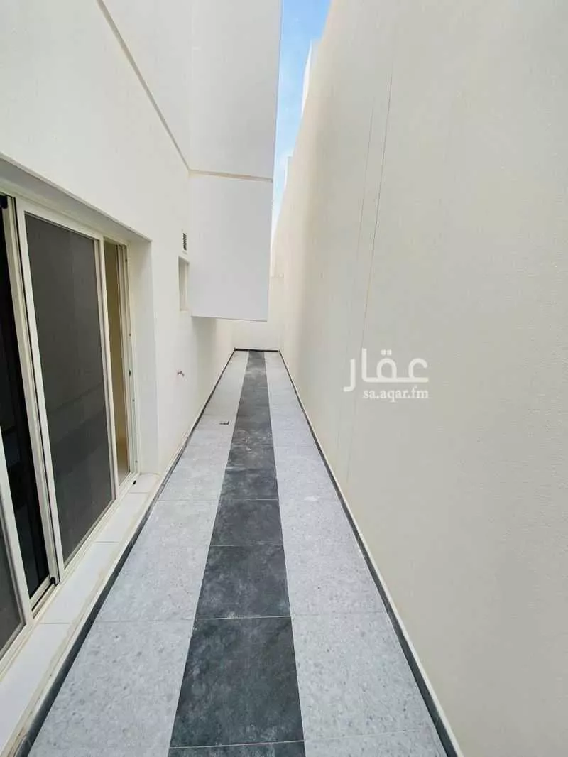 5 bedroom villa in Al Farouq, Riyadh 13