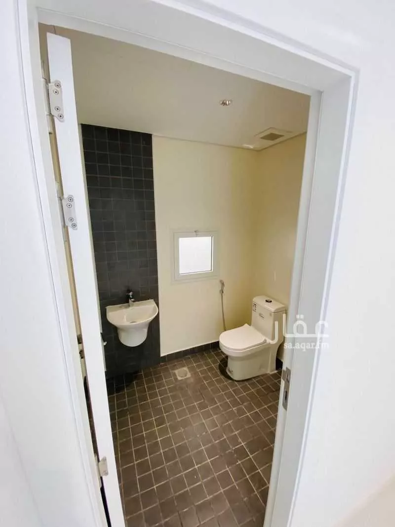 5 bedroom villa in Al Farouq, Riyadh 14
