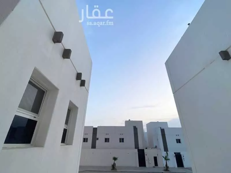 5 bedroom villa in Al Farouq, Riyadh 16