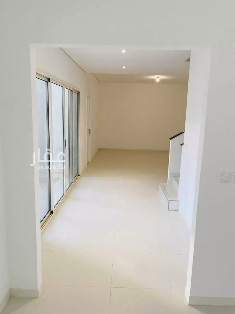 5 bedroom villa in Al Farouq, Riyadh 23