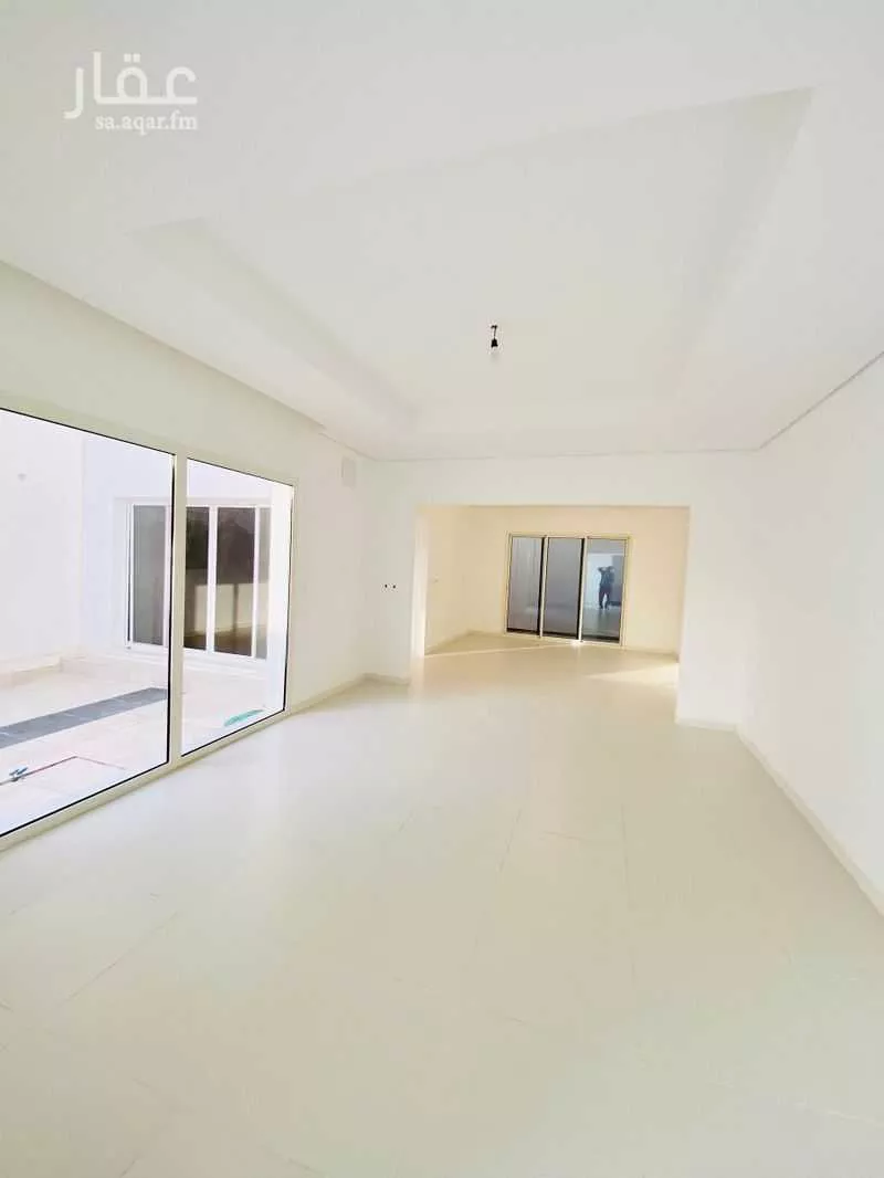 5 bedroom villa in Al Farouq, Riyadh 9