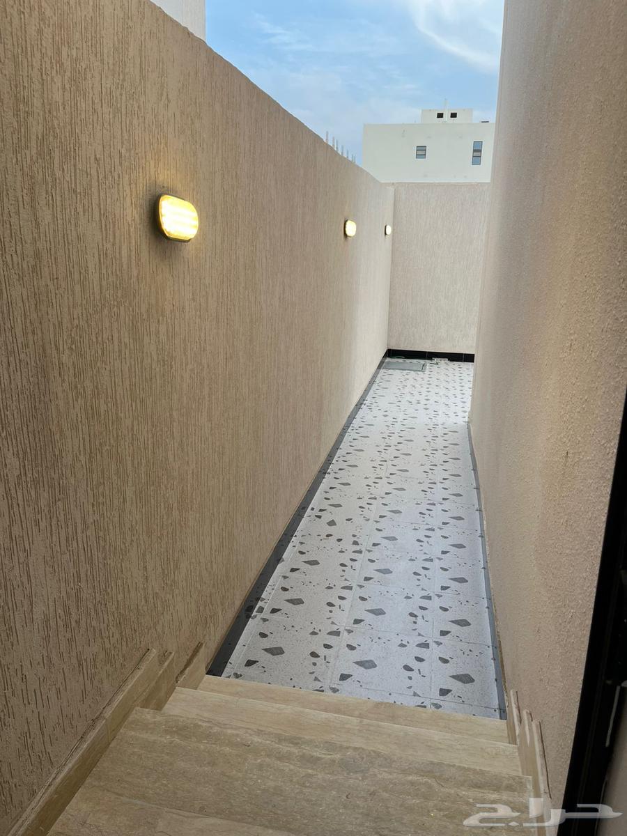 فيلا 5 غرف في الرياض 10