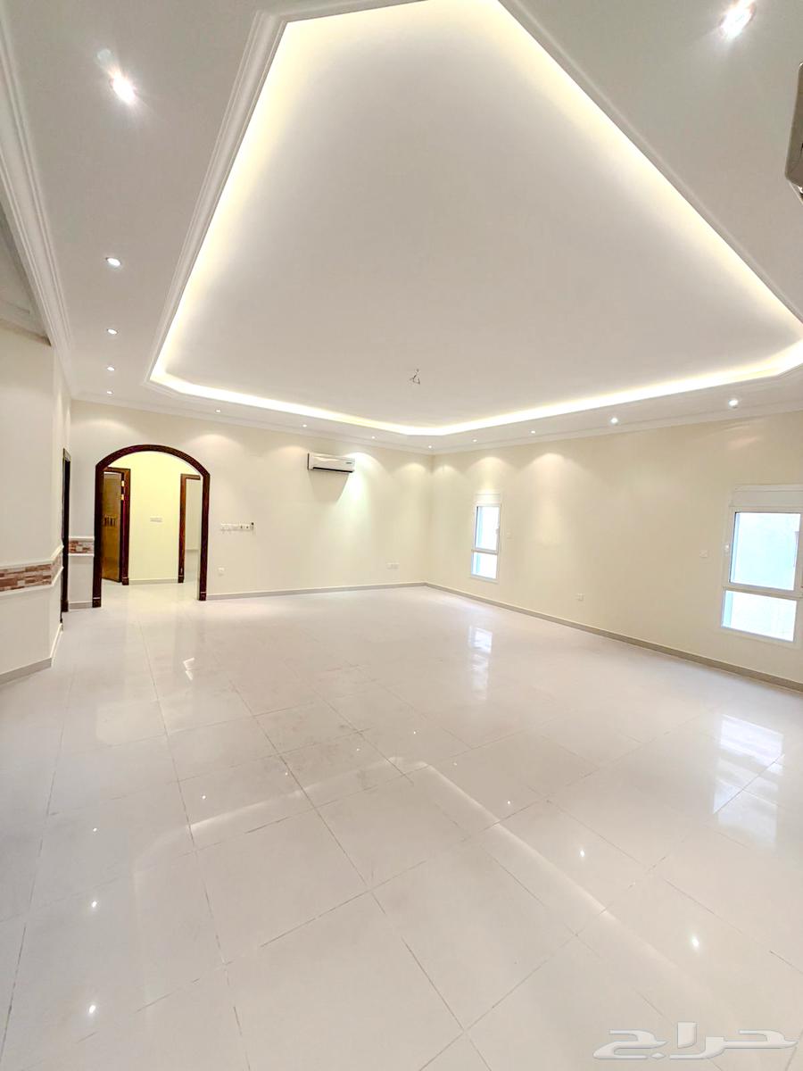 فيلا 4 غرف في البساتين 14