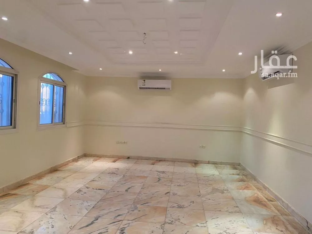 فيلا 6 غرف في التعاون 16