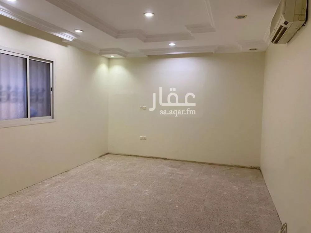 فيلا 6 غرف في التعاون 17