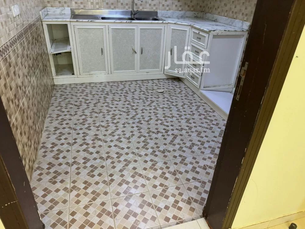 3 bedroom floor in Qurtubah 5
