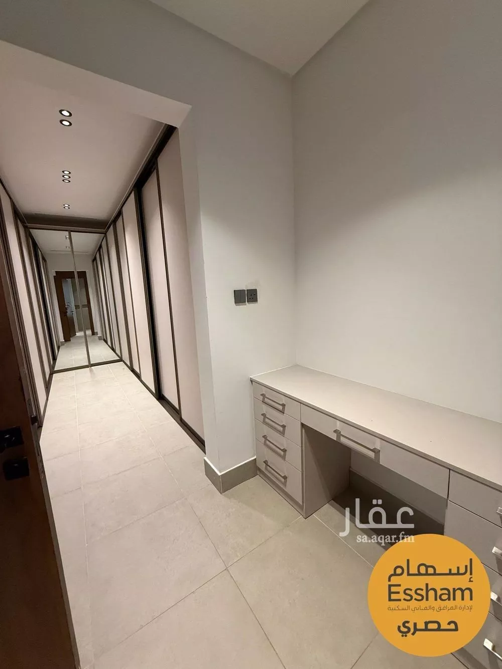 فيلا 4 غرف في البحر 12