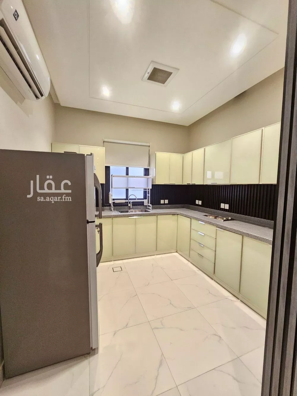 شقة 3 غرف في العارض 11