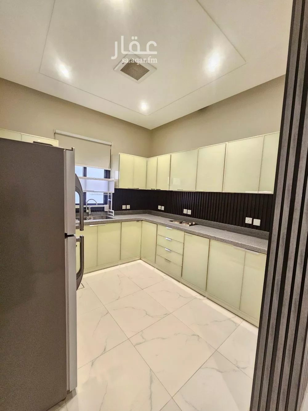 شقة 3 غرف في العارض 8