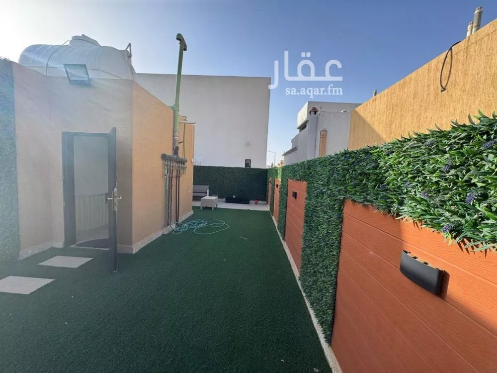 فيلا 5 غرف في التعاون 8