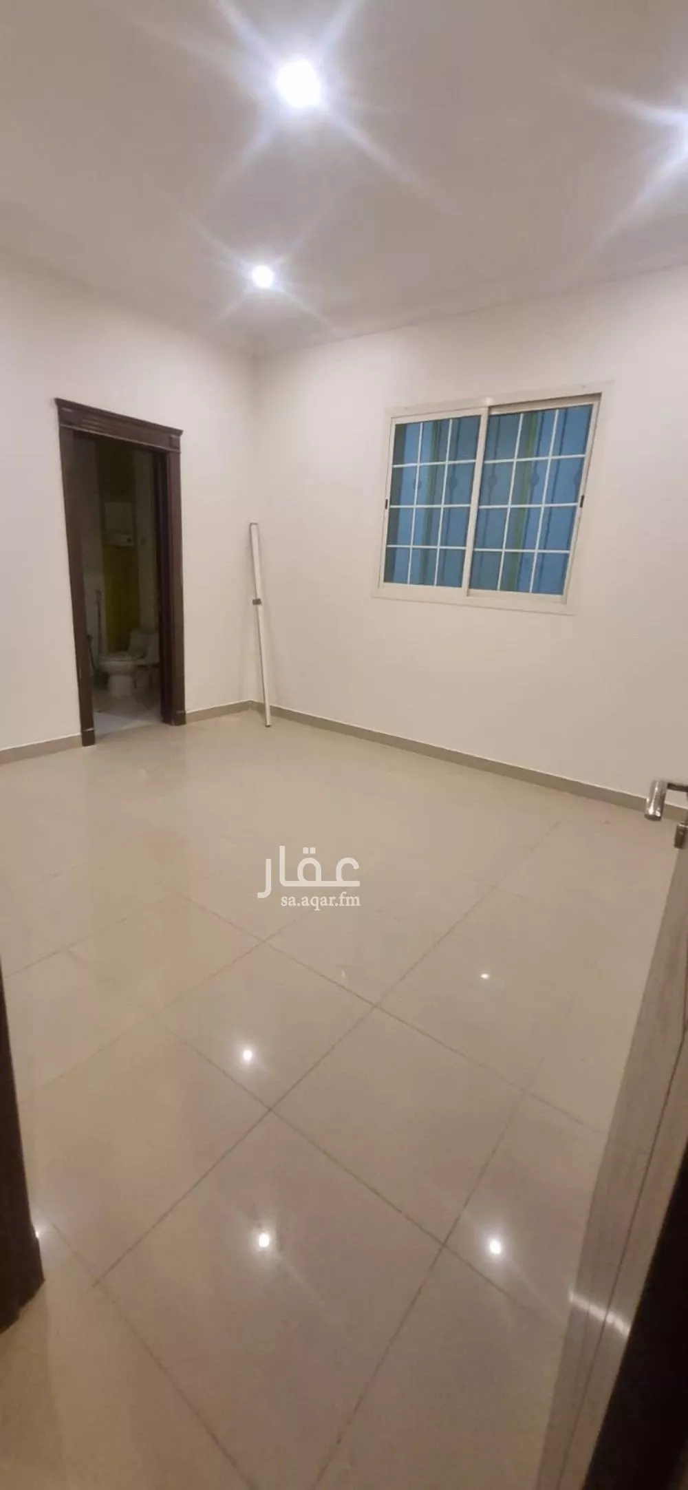3 bedroom floor in Al Yasmin 2