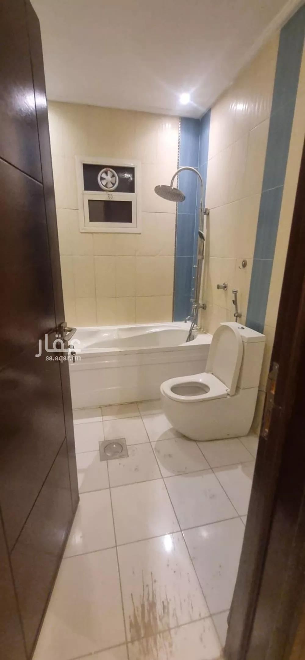 3 bedroom floor in Al Yasmin 3