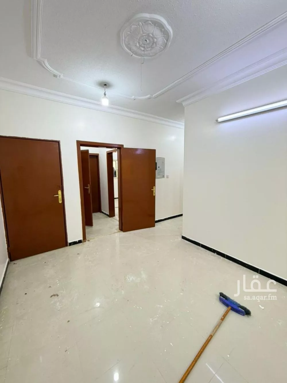 شقة 3 غرف في الخليج 12