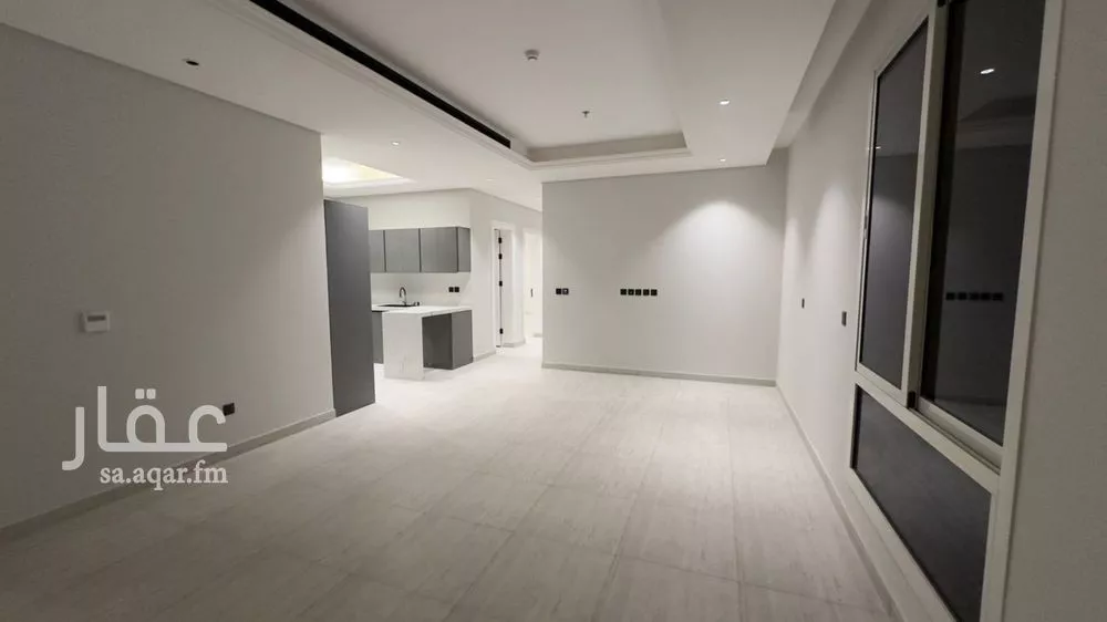 شقة 3 غرف في الملقا 18