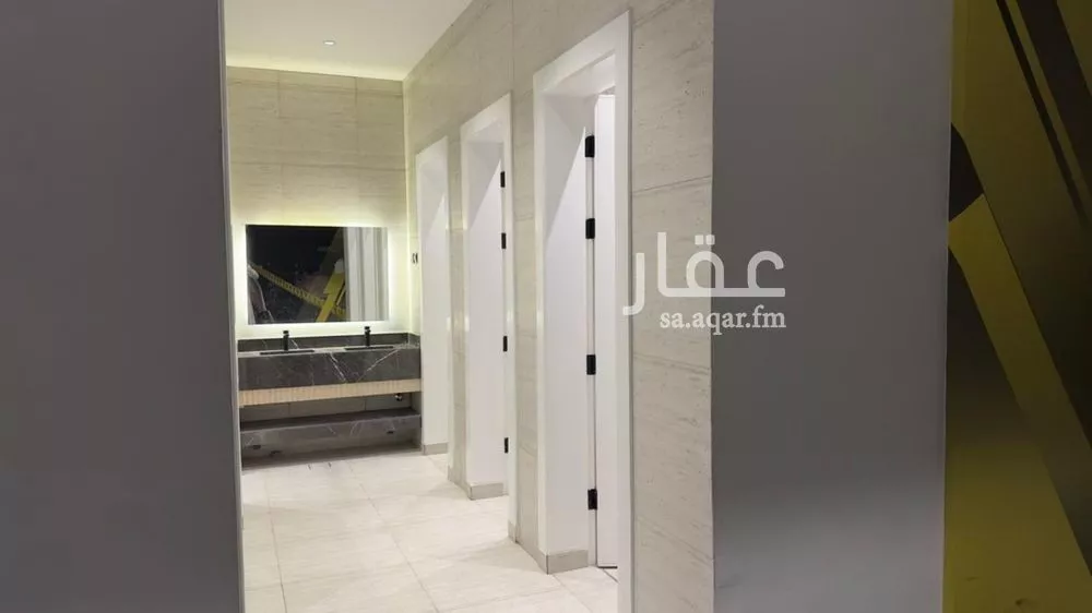 شقة 3 غرف في الملقا 4