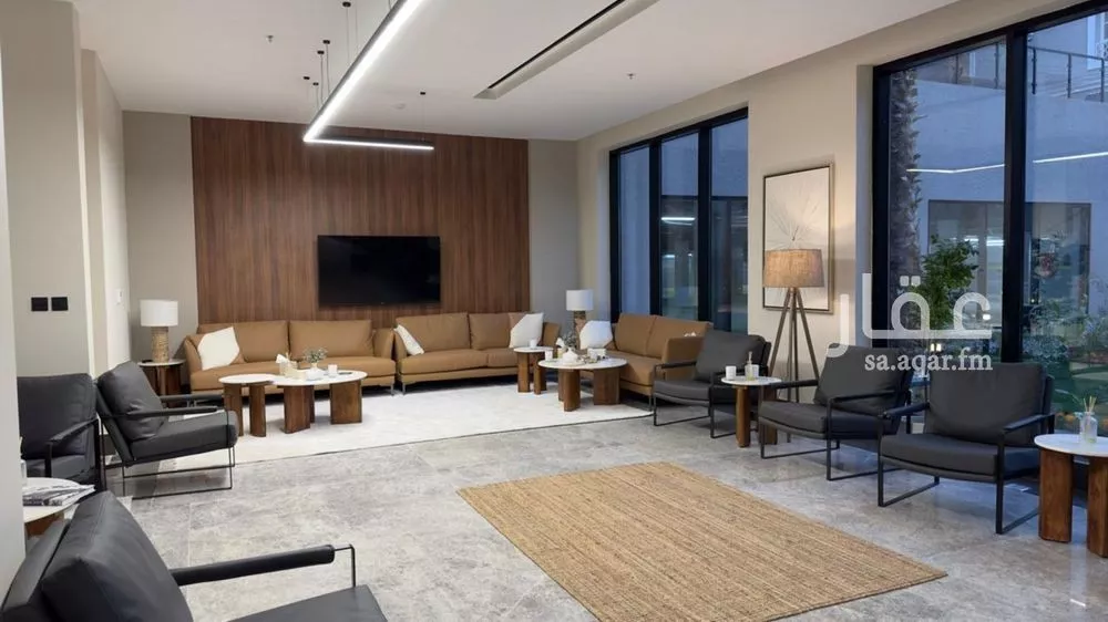 شقة 3 غرف في الملقا 6