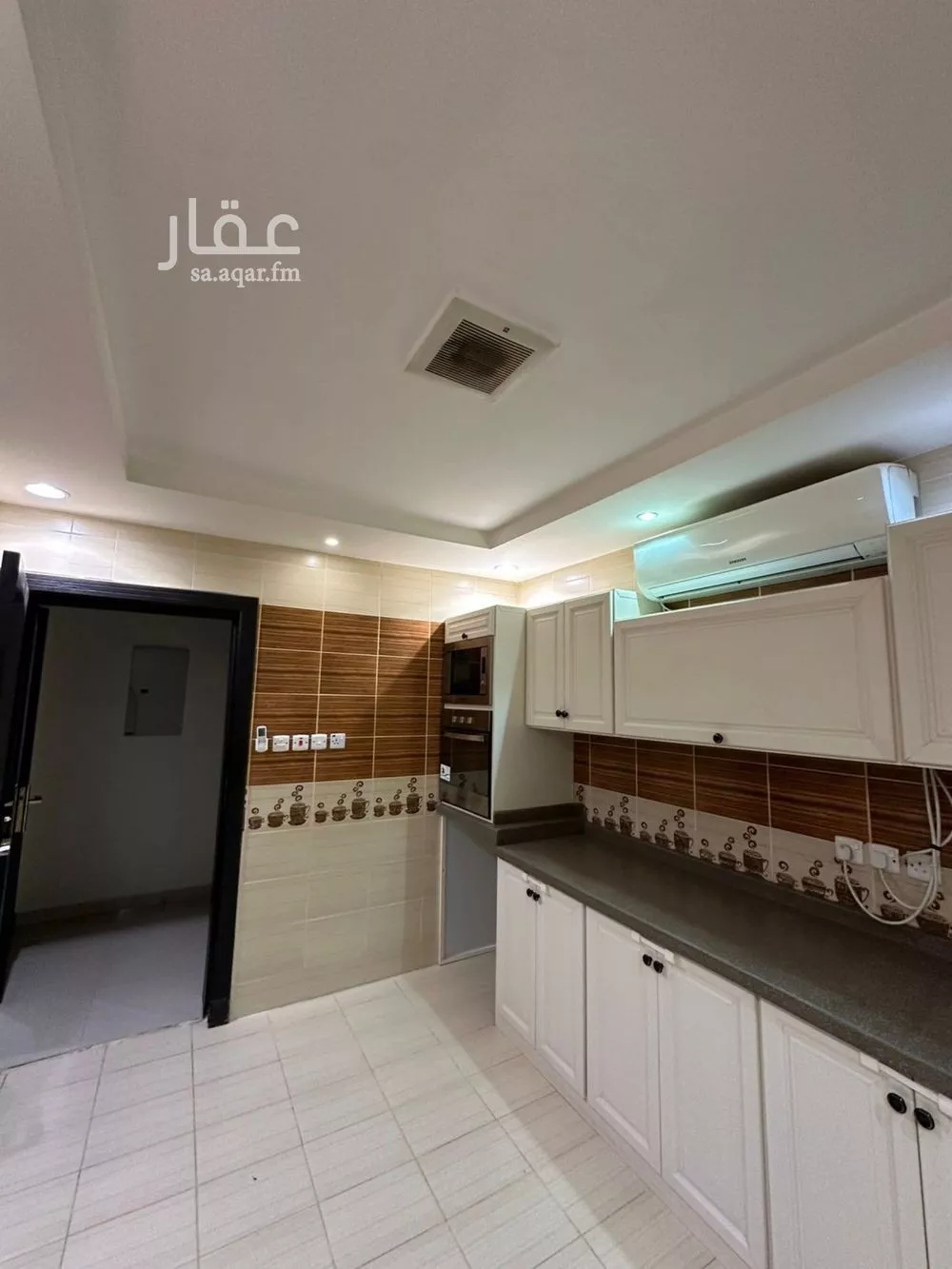 شقة 3 غرف في الملقا 11