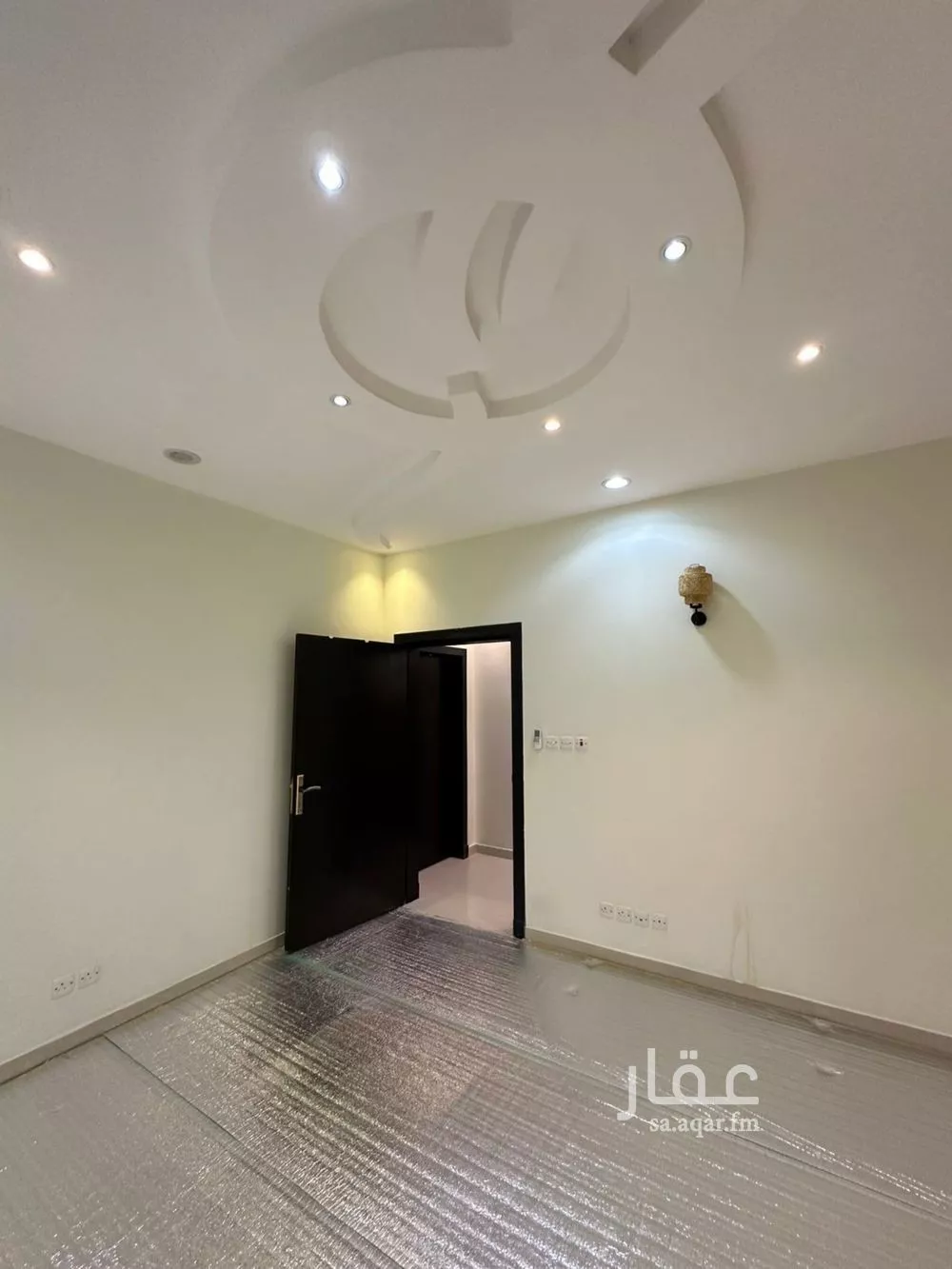 شقة 3 غرف في الملقا 15