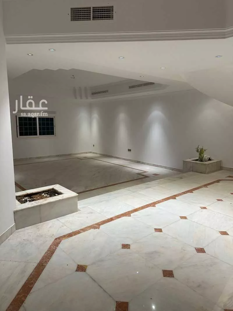 فيلا 6 غرف في المرجان 8