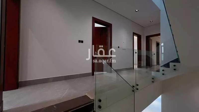 فيلا 7 غرف في النرجس 9