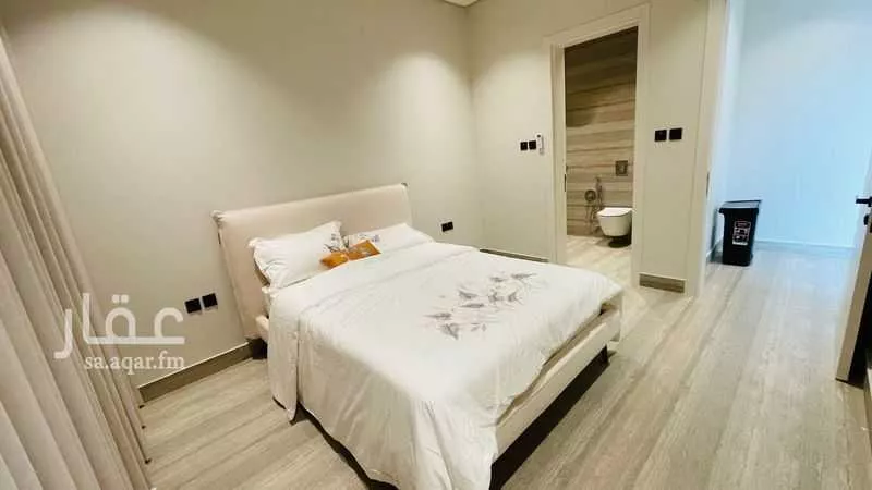 شقة 2 غرف في النزهة 4