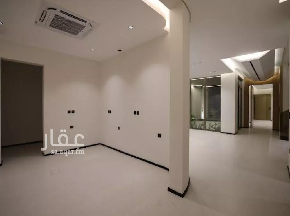 فيلا 4 غرف في العارض 3