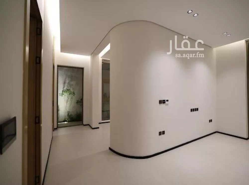 فيلا 4 غرف في العارض 6