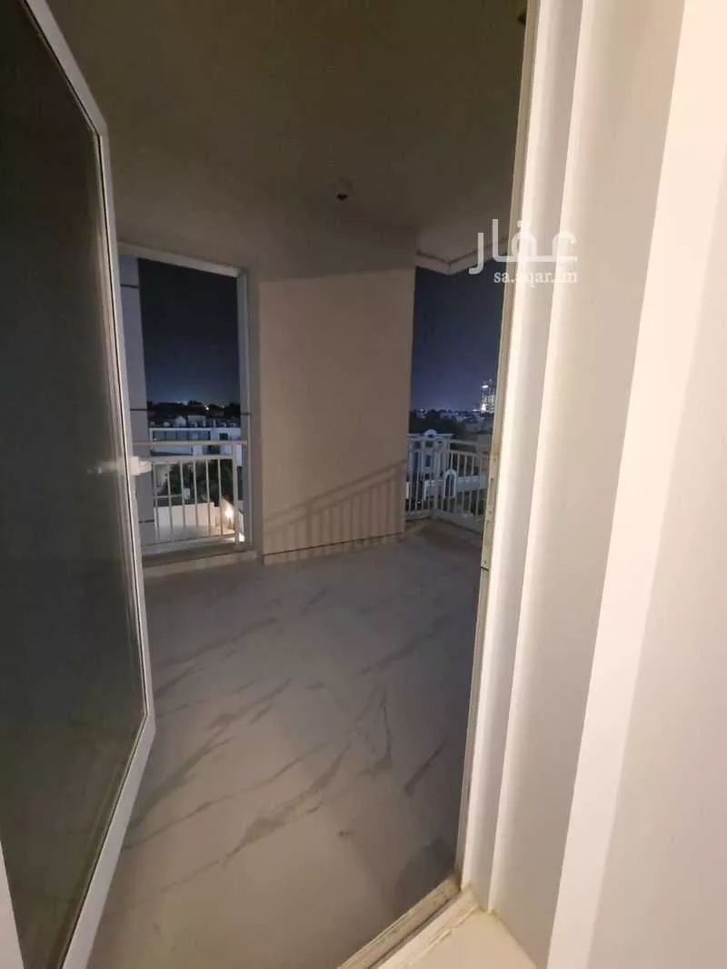 شقة 1 غرف في النخيل 6