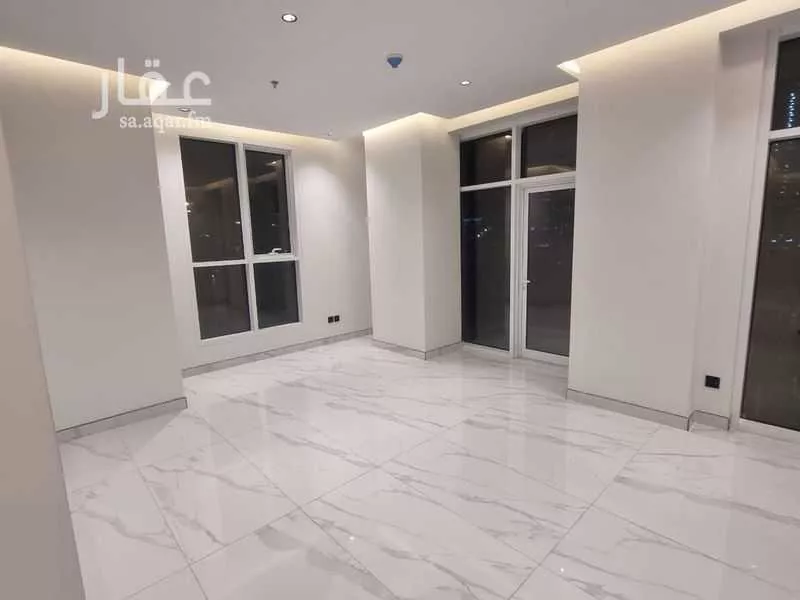 شقة 1 غرف في النخيل 7