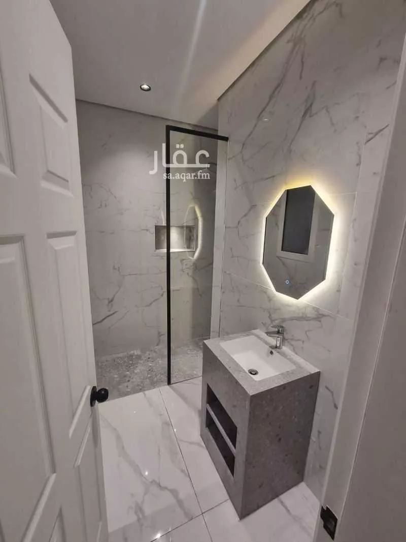 شقة 1 غرف في النخيل 10