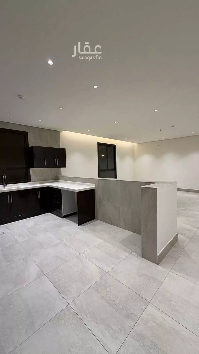 شقة 4 غرف في العارض 4