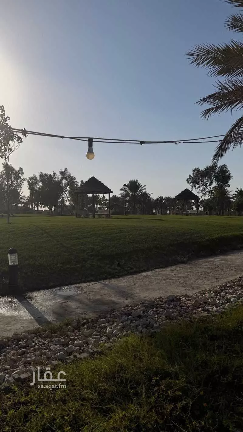 فيلا 5 غرف في المرجان 2