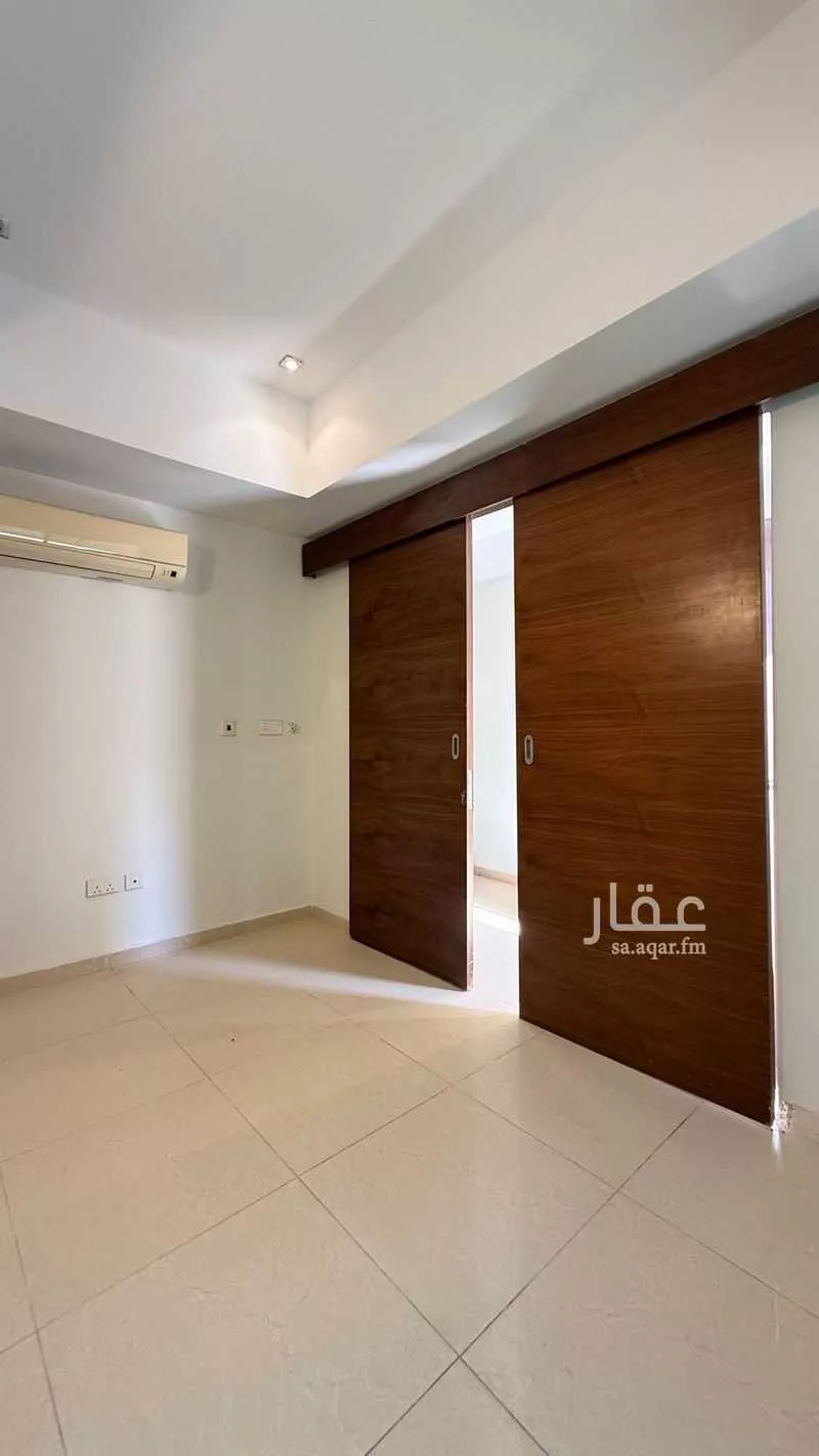 فيلا 5 غرف في المرجان 13