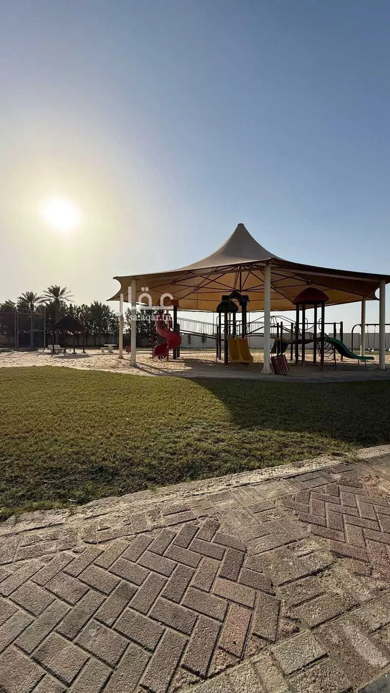 فيلا 5 غرف في المرجان 18