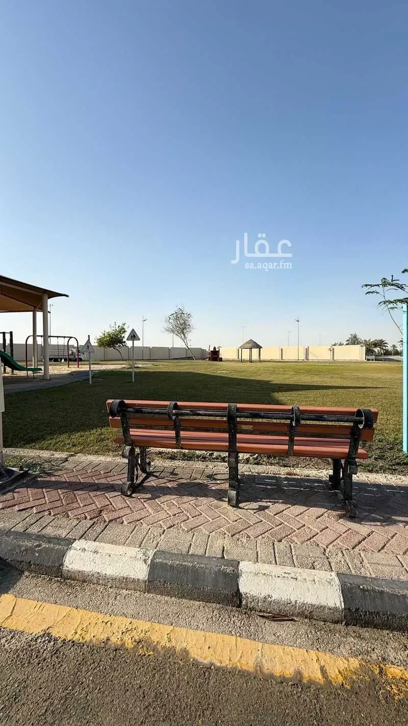 فيلا 5 غرف في المرجان 23