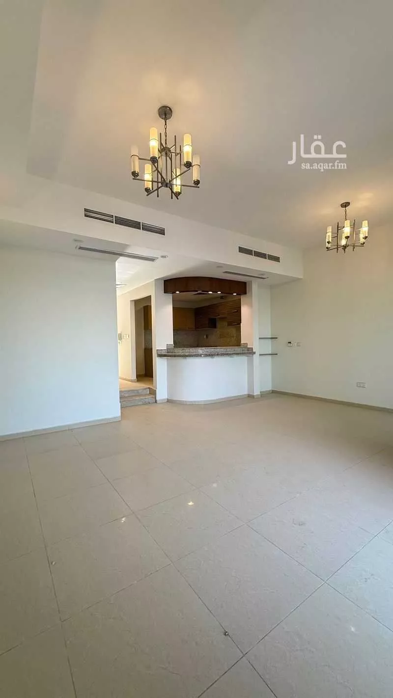 فيلا 5 غرف في المرجان 10