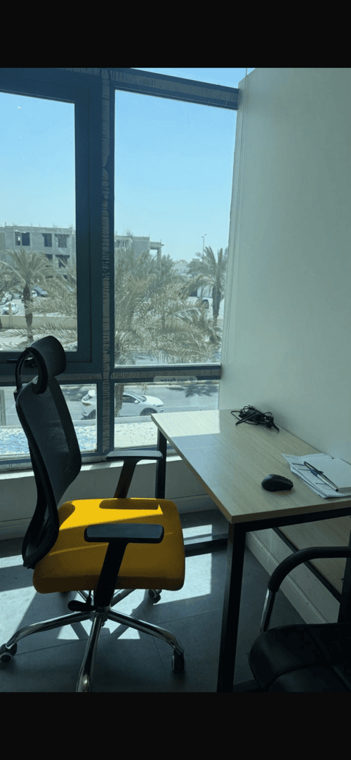 مكتب 5000 م² في الدريهمية 9